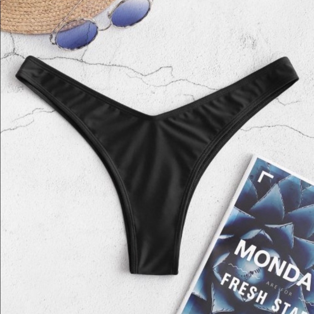Black Cheeky High Leg Bikini Bottoms